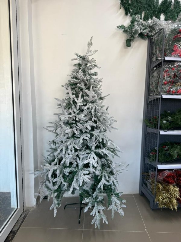 SNOW FLOCKED PVC PE TREE